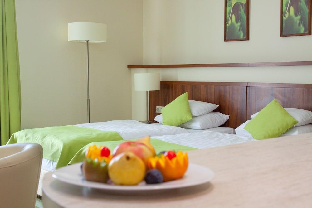 Hotel Ginkgo Hódmezővásárhely Eksteriør billede